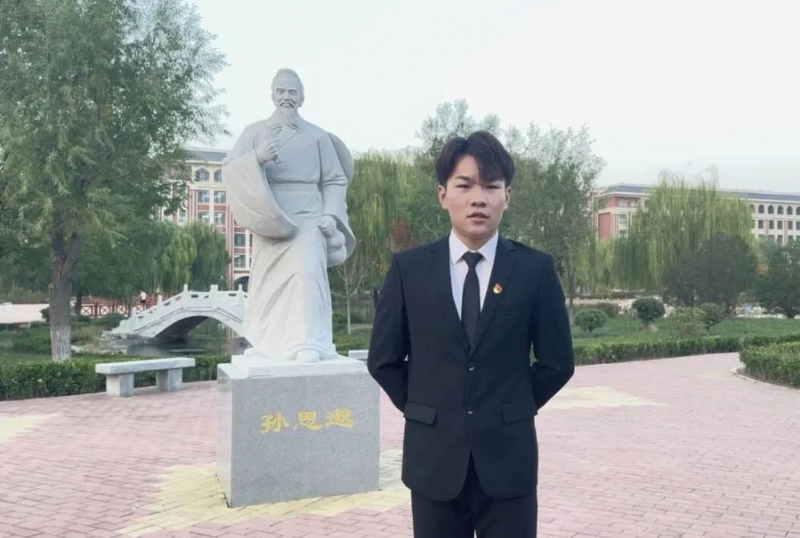 尚明月的第一张照片--德州上门女婿服务网